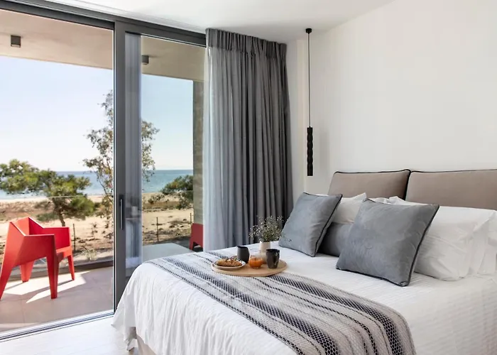 Ikies 3 Modern Eco-friendly Private Seaview Signature With A Pool *